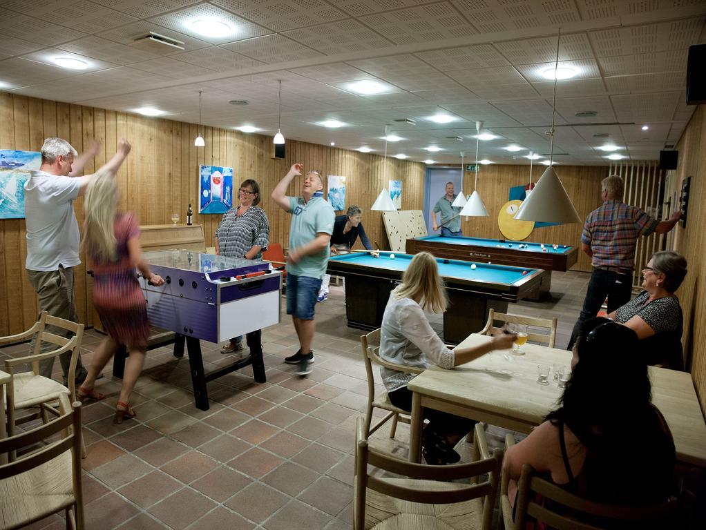 Strandhotel Klinten Aps Rødvig Esterno foto